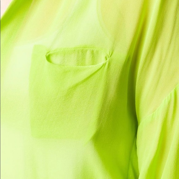 Jejia sheer cropped silk shirt, v-neck green. - Picture 4 of 6